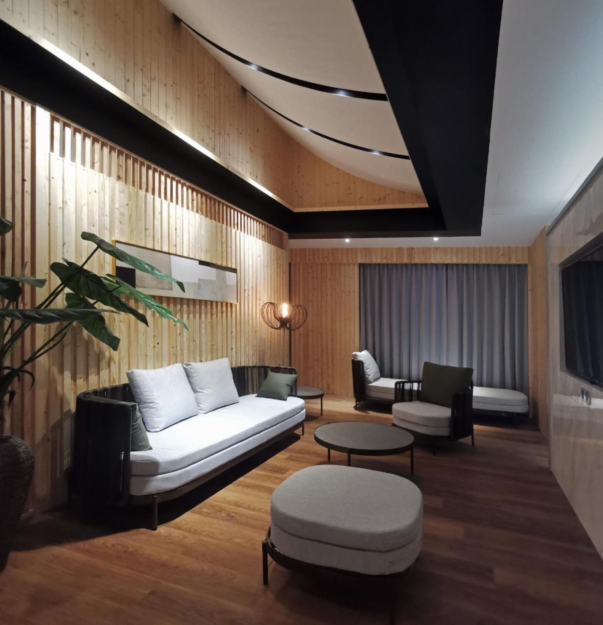 Seasons Boutique Motel Cao Hùng Ngoại thất bức ảnh