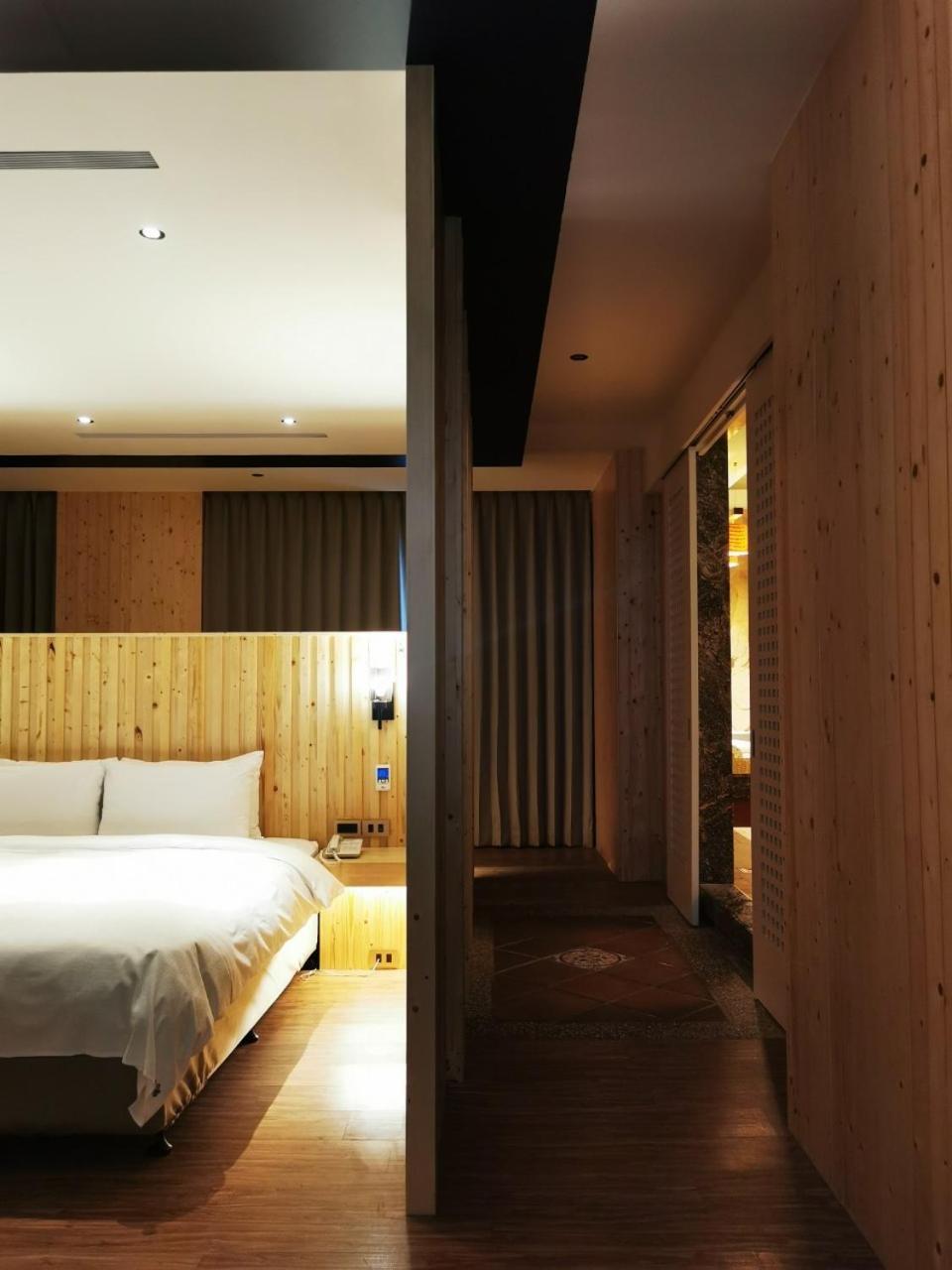 Seasons Boutique Motel Cao Hùng Ngoại thất bức ảnh