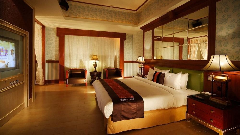 Seasons Boutique Motel Cao Hùng Ngoại thất bức ảnh