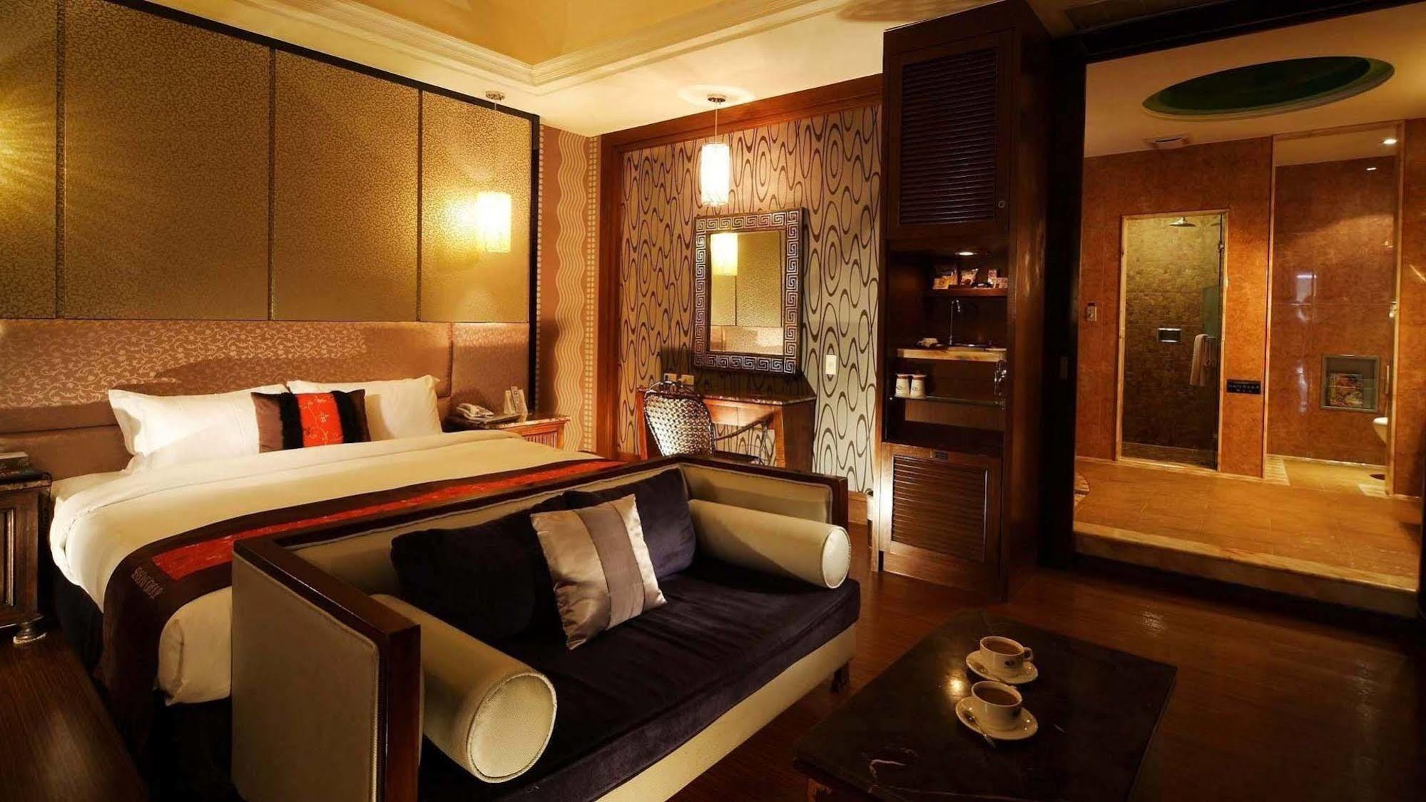 Seasons Boutique Motel Cao Hùng Ngoại thất bức ảnh